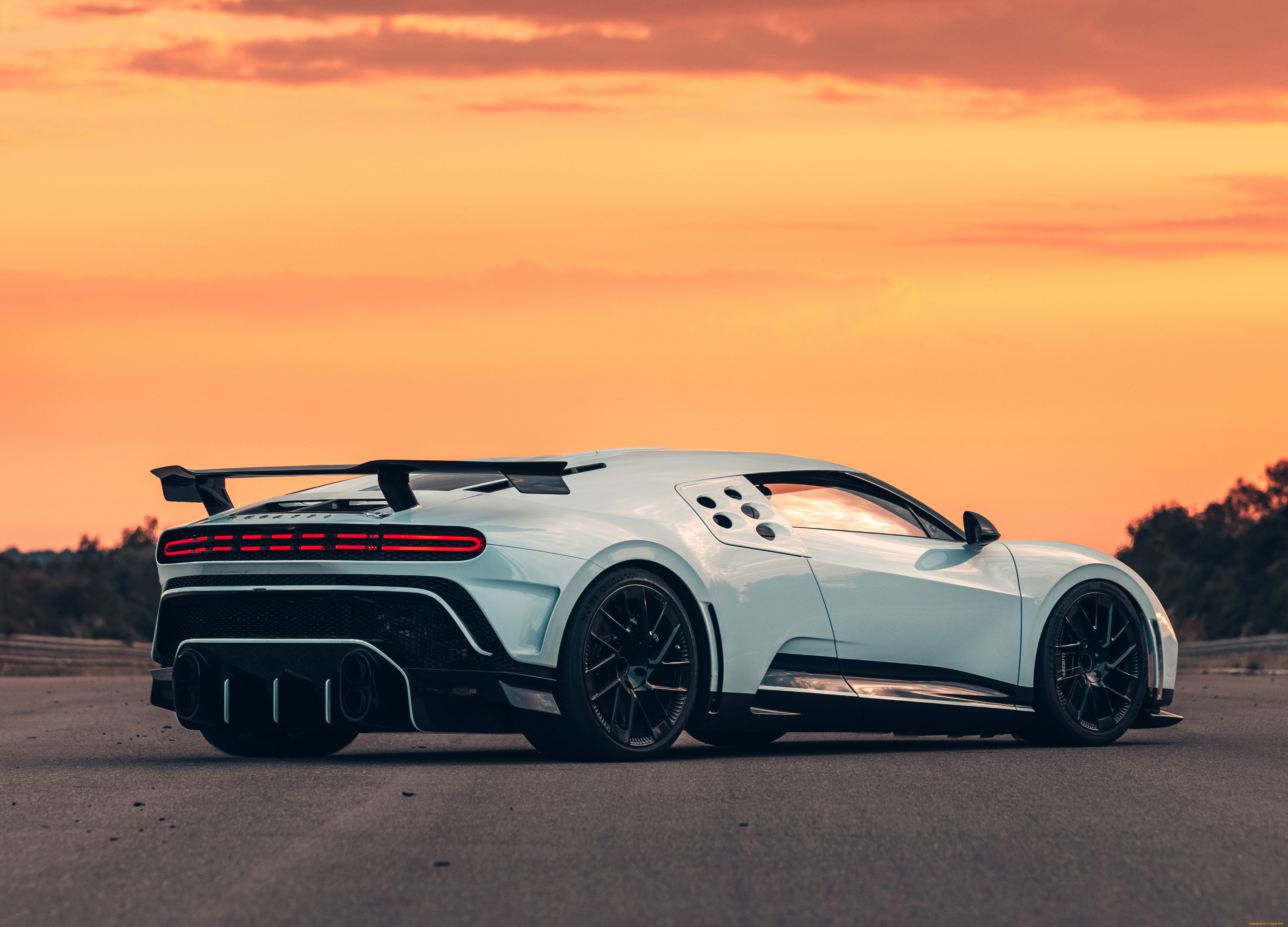 , bugatti